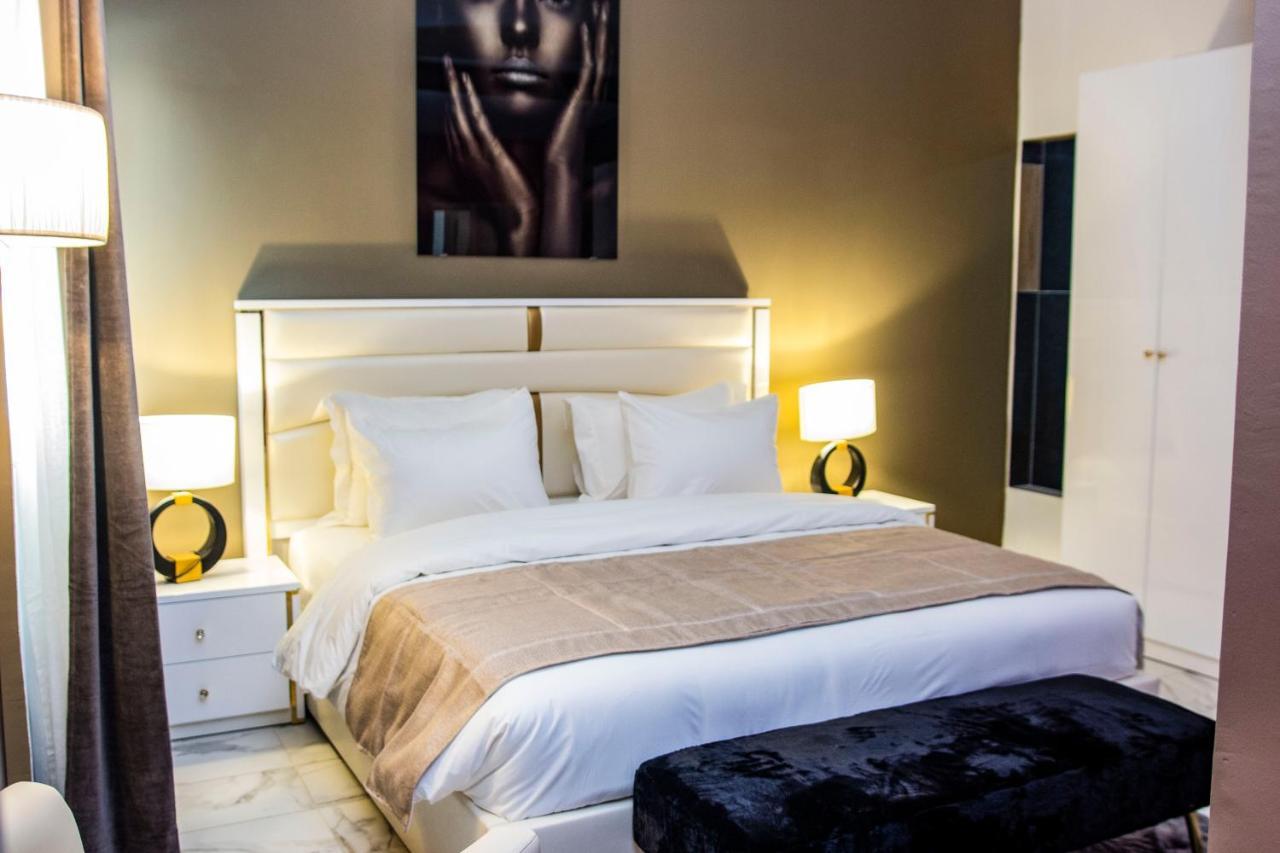 Merina Hotel Yaounde Ngoại thất bức ảnh