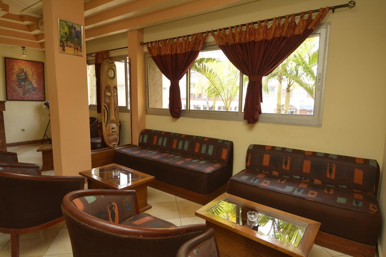Merina Hotel Yaounde Ngoại thất bức ảnh